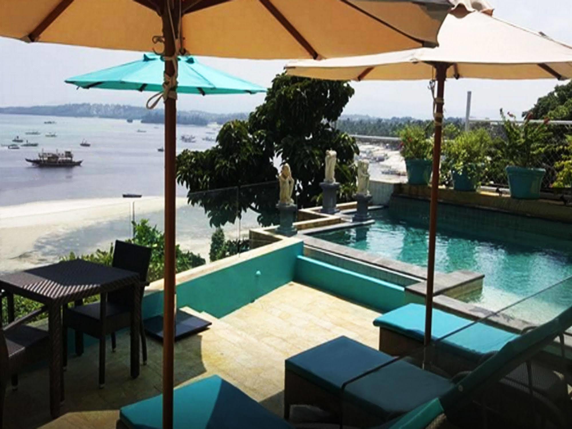 Karuna Private Home Sea View Hotel