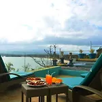 Karuna Private Home Sea View